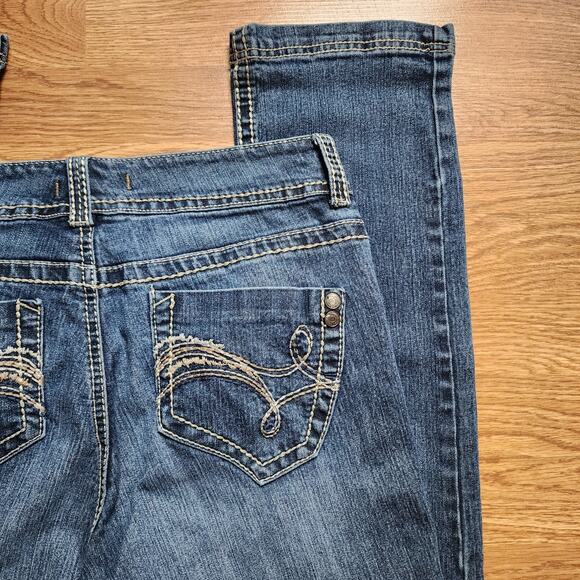 Nine West Vintage America Jeans Womens Size 8 Straight Leg Embroidered Mid Rise - Picture 7 of 12